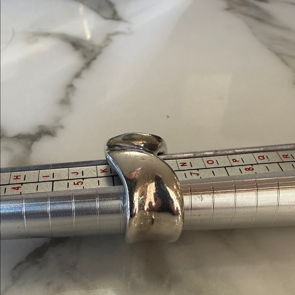 RLM Studios Sterling silver modernist wave ring, size 6 - Picture 3 of 6